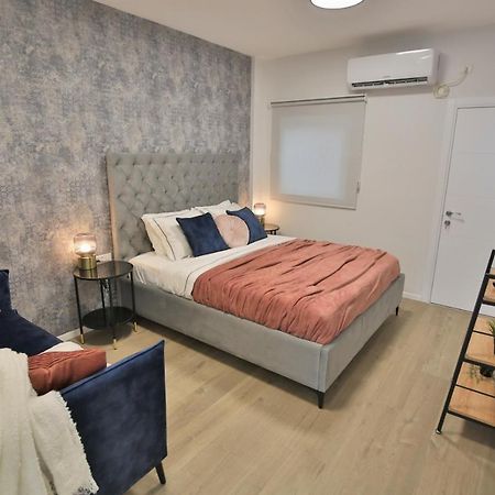 Cozy And Stylish 1-Bedroom Apartment Netanya Eksteriør billede