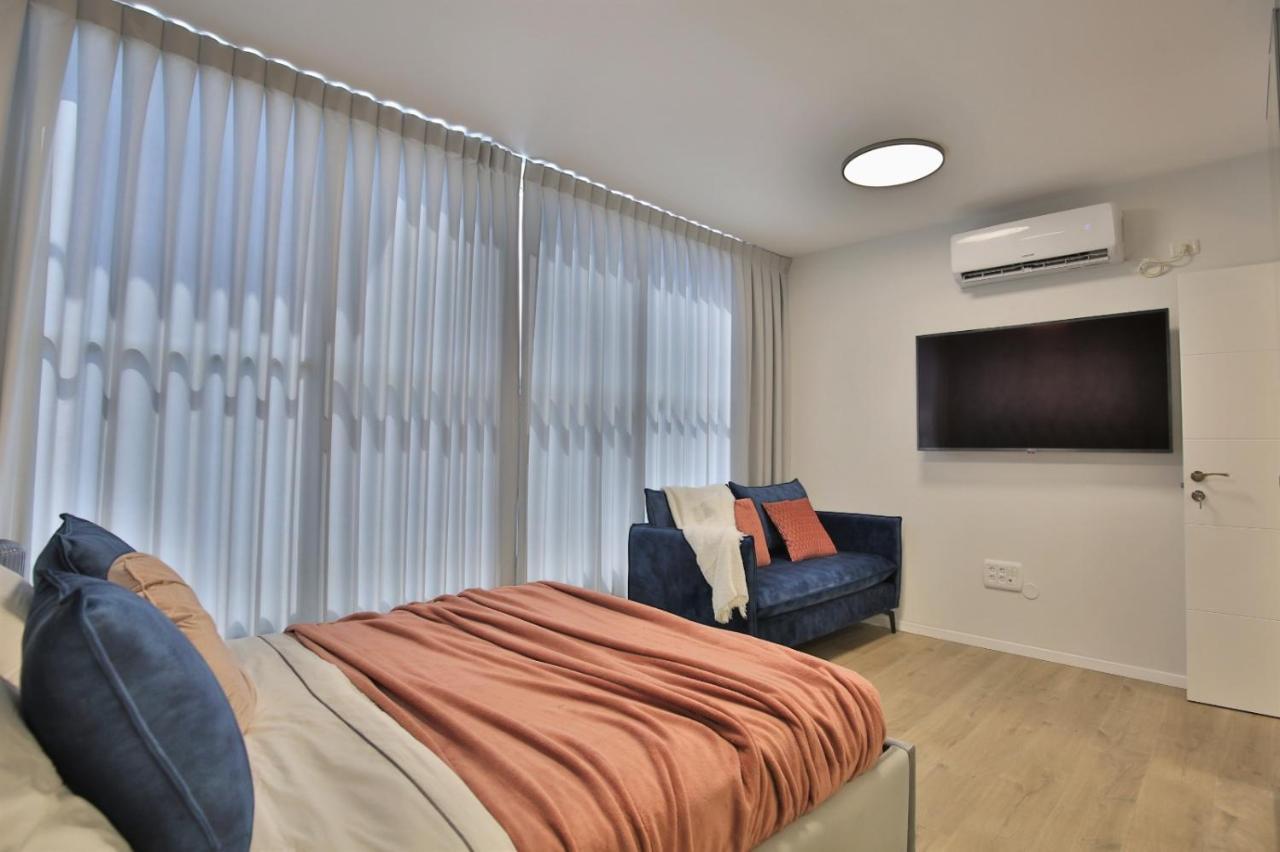 Cozy And Stylish 1-Bedroom Apartment Netanya Eksteriør billede